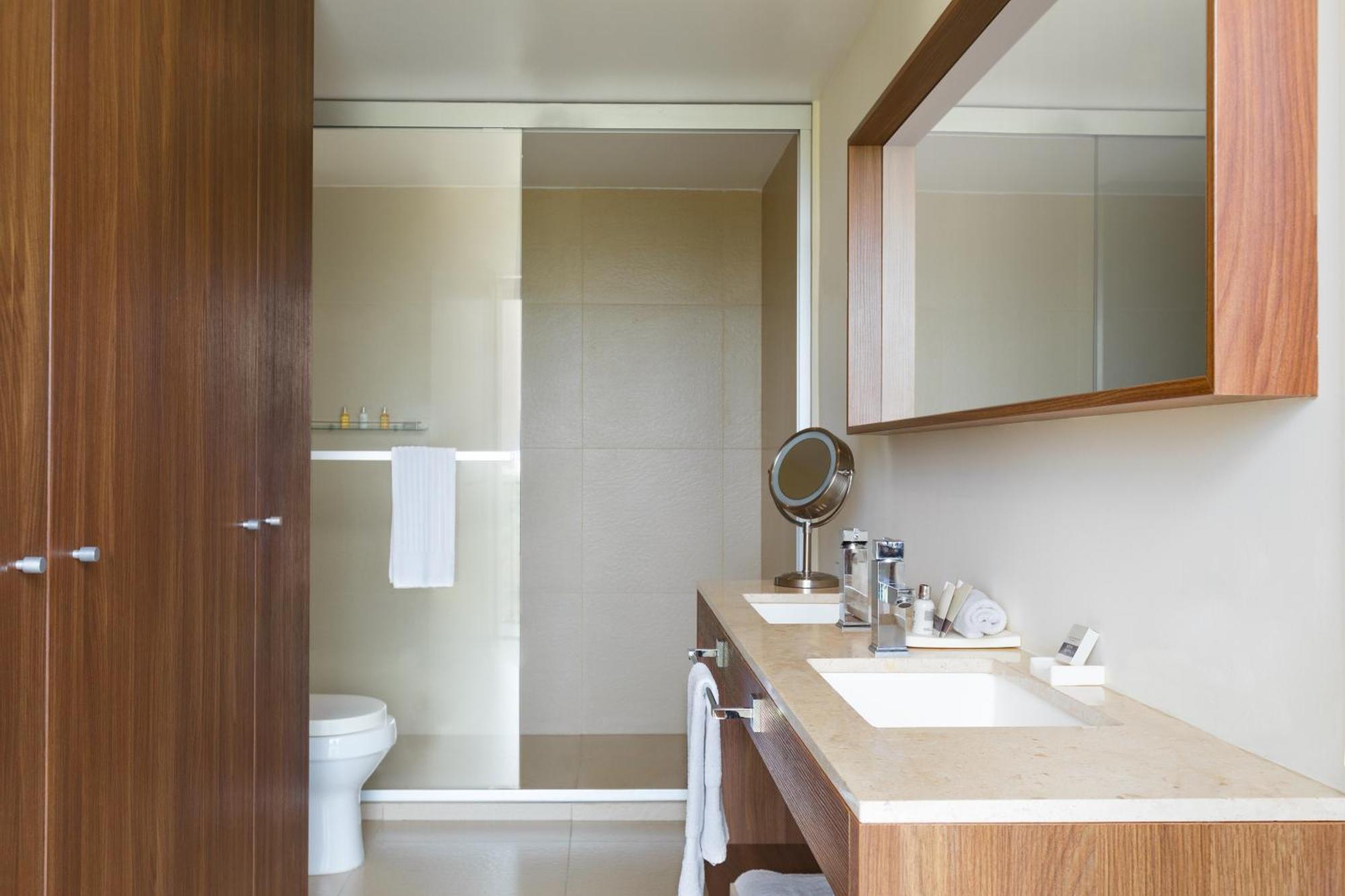 Live Aqua Private Residences Marina Vallarta プエルトバラータ エクステリア 写真