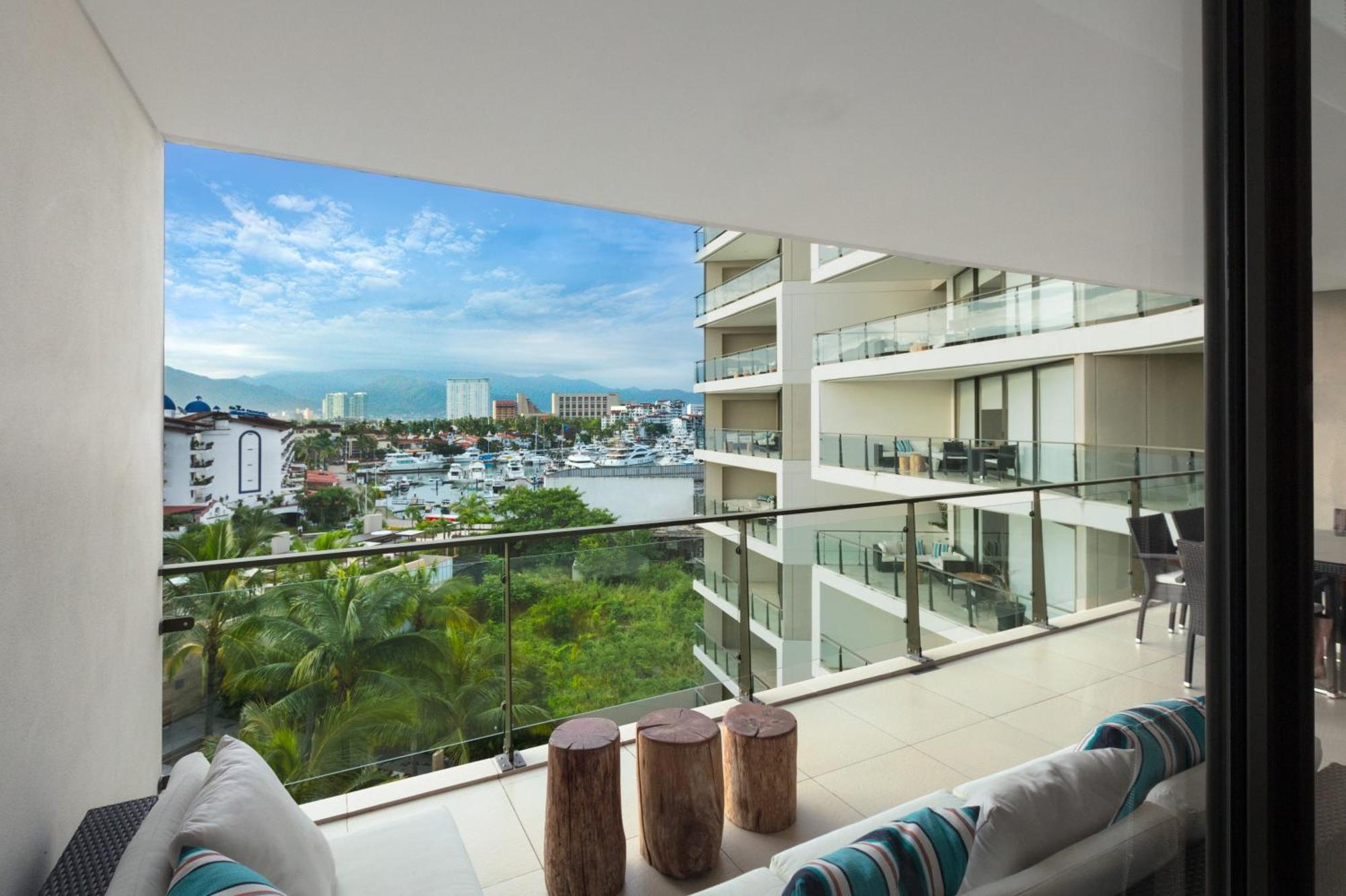 Live Aqua Private Residences Marina Vallarta プエルトバラータ エクステリア 写真